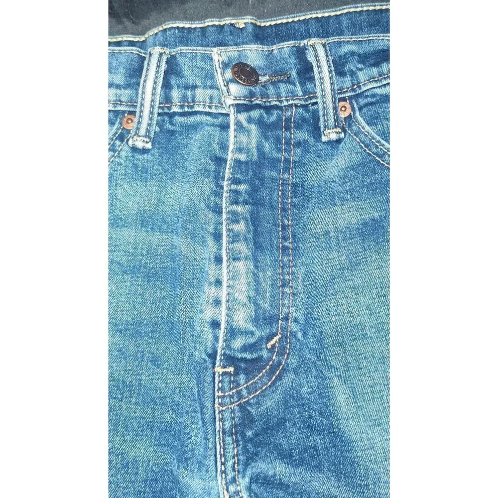 Levi's 505 jean shorts frayed hem Size 32 x 30 Sexy Summer SEE MEASUREMENTS!